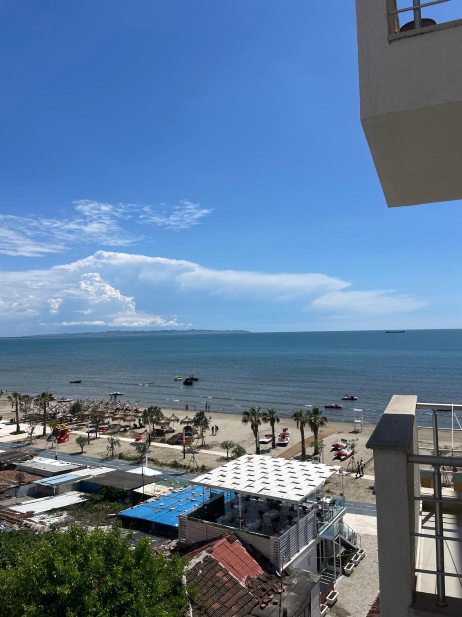 Panoramic And Comfy Sea View Apartments, Appartement Durrës